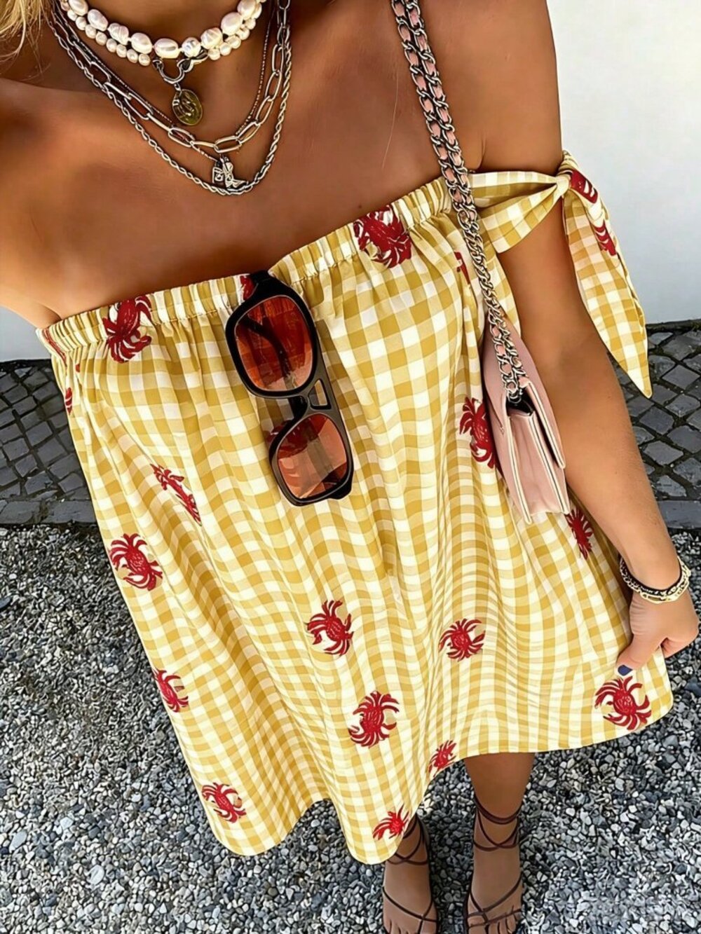 Yellow Elegant Women's Short Plaid Crab Embroidered Strapless A-Line Mini Dress - Picture 6 of 7